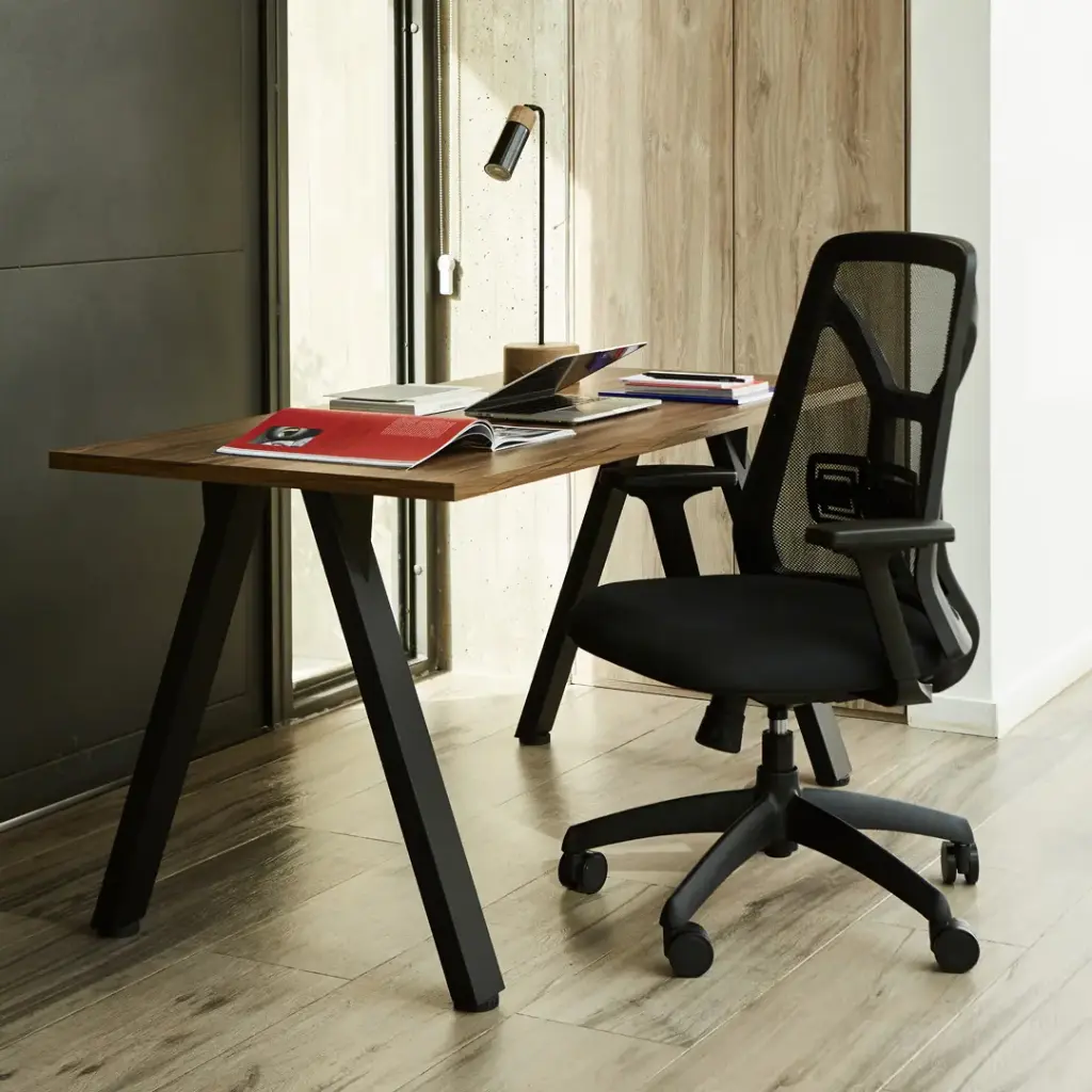 Sillón Ergonómico C/Brazo + Cabezal Synchro negro Tokio